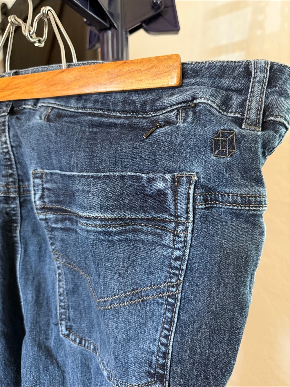 Pick pocket proof jeans - Picture 3 of 7